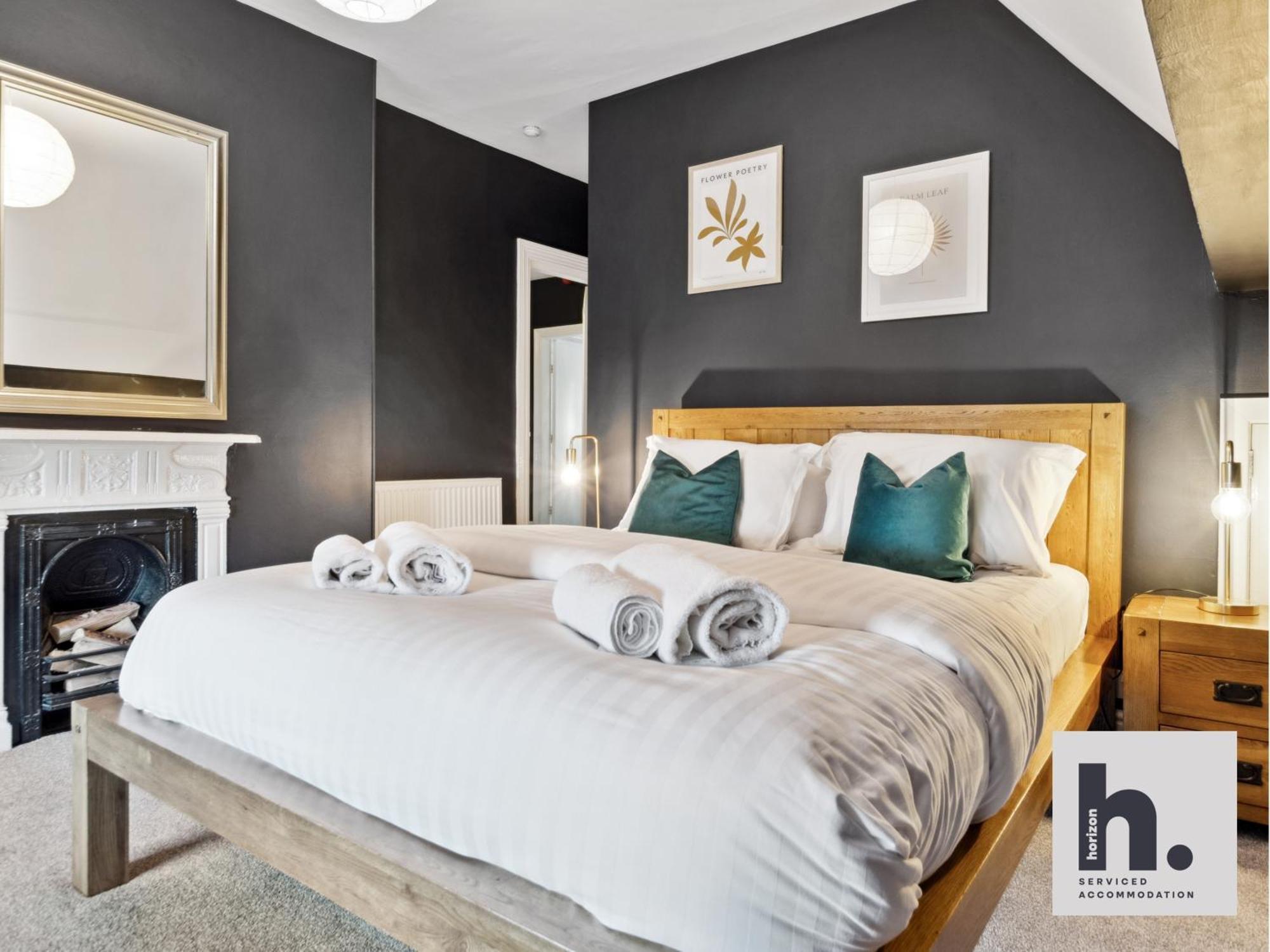 Free Parking - Penthouse - Business Stays - Relocating - St Harrogate Exteriör bild